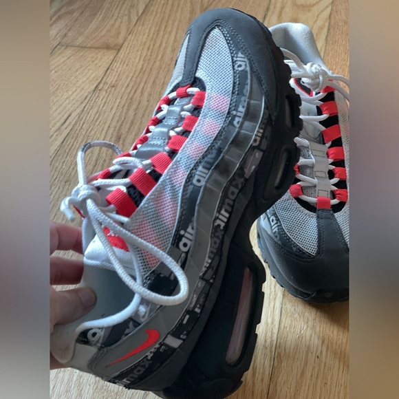 Air Max 95 Sneakers Men’s Size 6/Women’s Size 8 - Picture 3 of 8